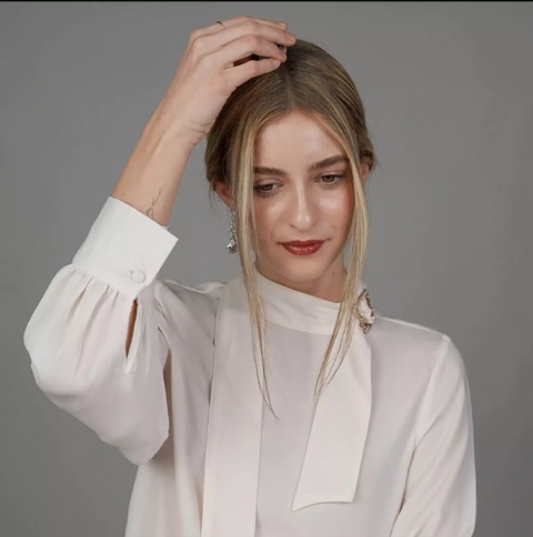 BŁYSKAWICZNY RETUSZ H642 puder do tuszowania odrostów INSTANT RETOUCH HAIR KOLOR kasztanowy brąz